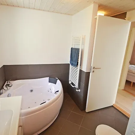 Dom wakacyjny Three-bedroom Holiday With A Fireplace In Hadsund