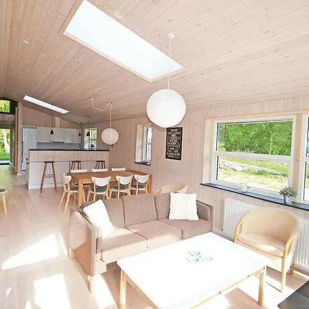 Dom wakacyjny Three-bedroom Holiday With A Fireplace In Hadsund *