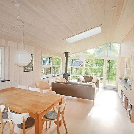 Three-bedroom Holiday With A Fireplace In Hadsund *